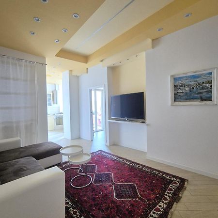 Hotel Kosié - il comfort di classe con due matrimoniali e due bagni indipendenti Palermo Esterno foto