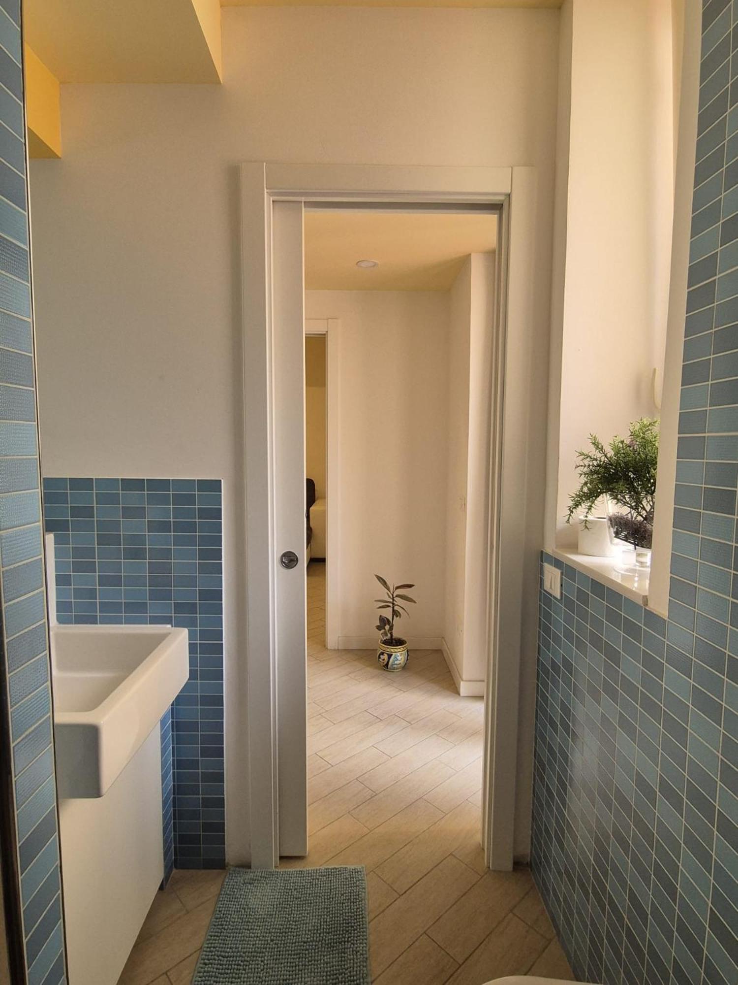 Hotel Kosié - il comfort di classe con due matrimoniali e due bagni indipendenti Palermo Esterno foto